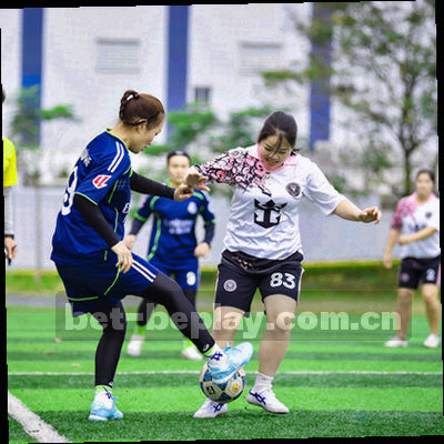 铃铛和信封结合的线条图标，代表贝play更新提醒服务